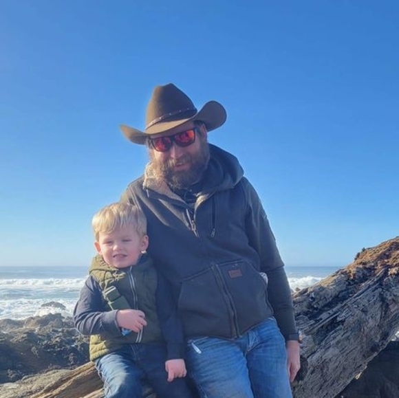 Meet your Posher, Scott - Picture 1 of 1